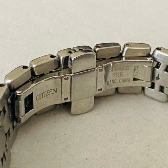 Citizen Eco-Drive Real Diamond Mother of Pearl Stainless Steel Wristwatch 6 1/4” - Picture 11 of 15